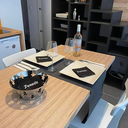 La Maison Mythique *